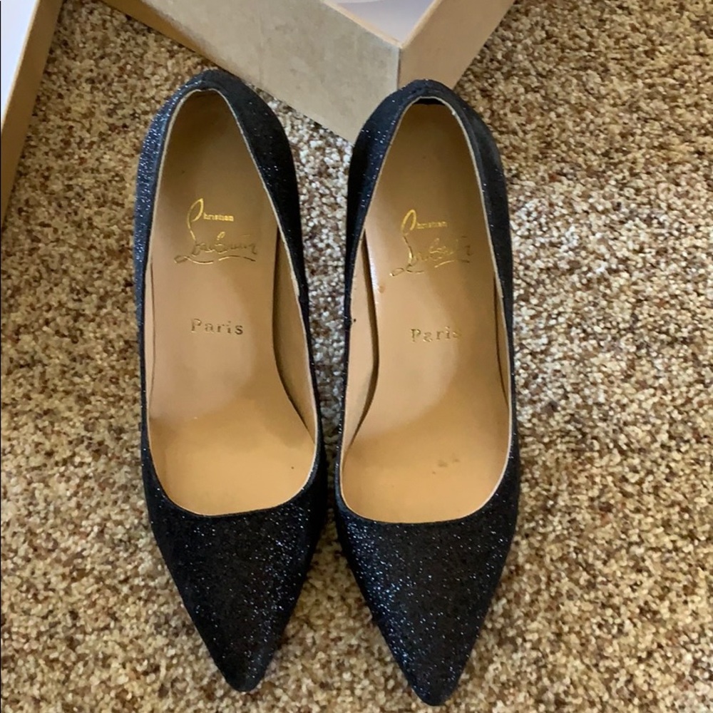 Red bottom shoes sizes 36